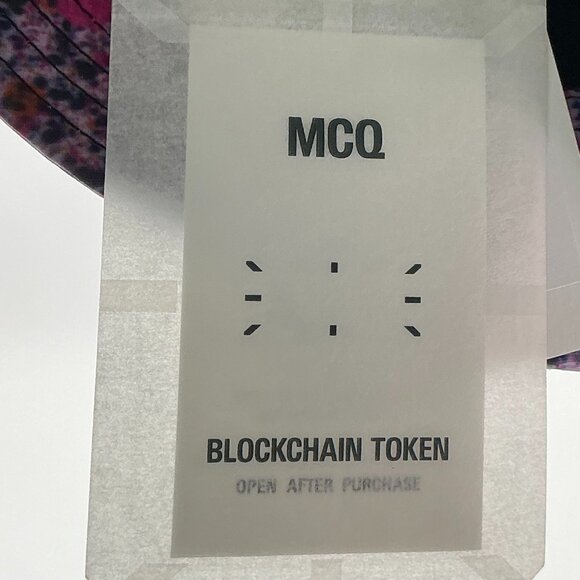 MCQ By Alexander McQueen Purple Hyper Speckle Women\'s Size L Bucket Hat NWT main image 4